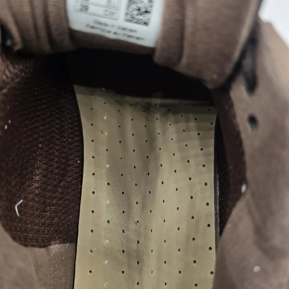 New Balance Brown Leather Athletic‎ Shoes